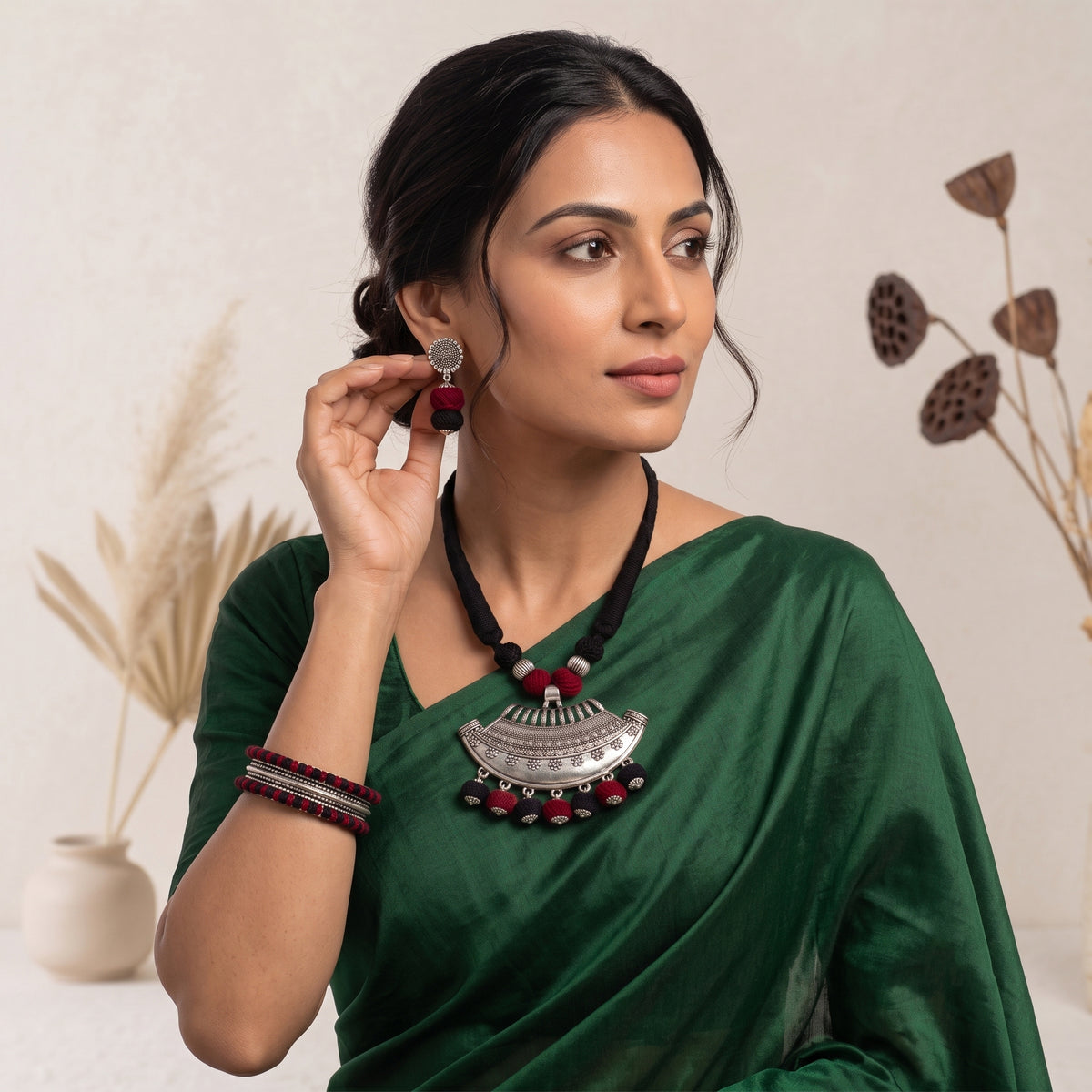 THREAD JEWELLERY
