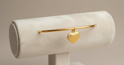 Romantics Day Ideafor Herwomen Wifegirlfriendloverfiancecrush 'S Special One Gram Gold Plated Hanging Heart Banglebracelet.