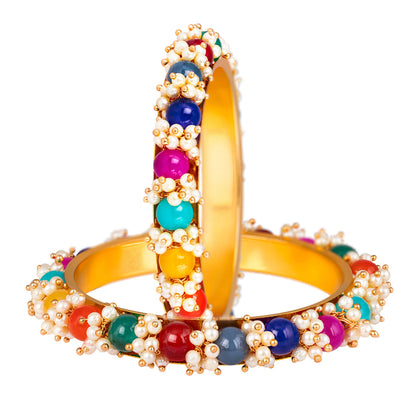 Women'S Gold Plated Cluster Pearl And Dark Beads Bangle Set (Multicolour)