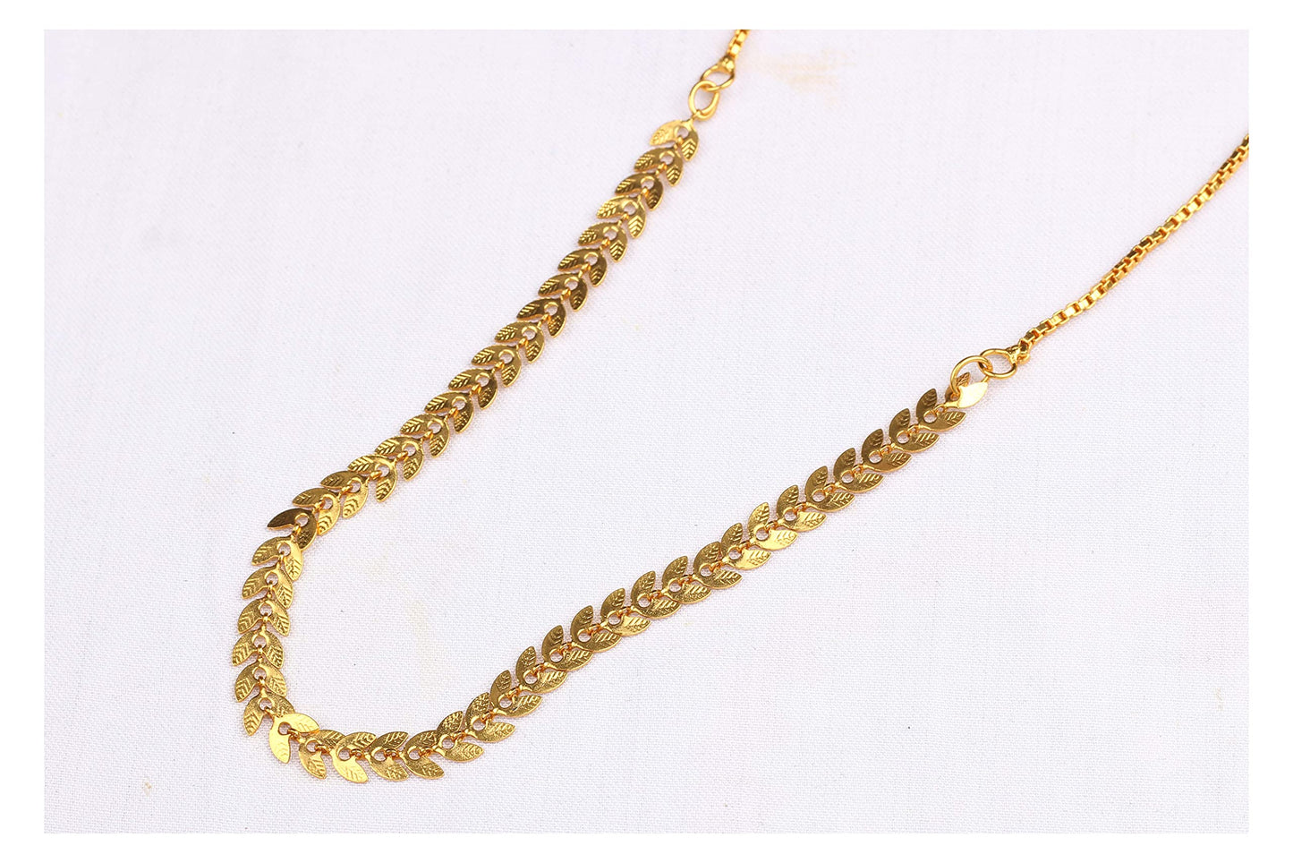 Premium Gold-Plated Leaf Motif Chain – Everyday Elegant Jewelry