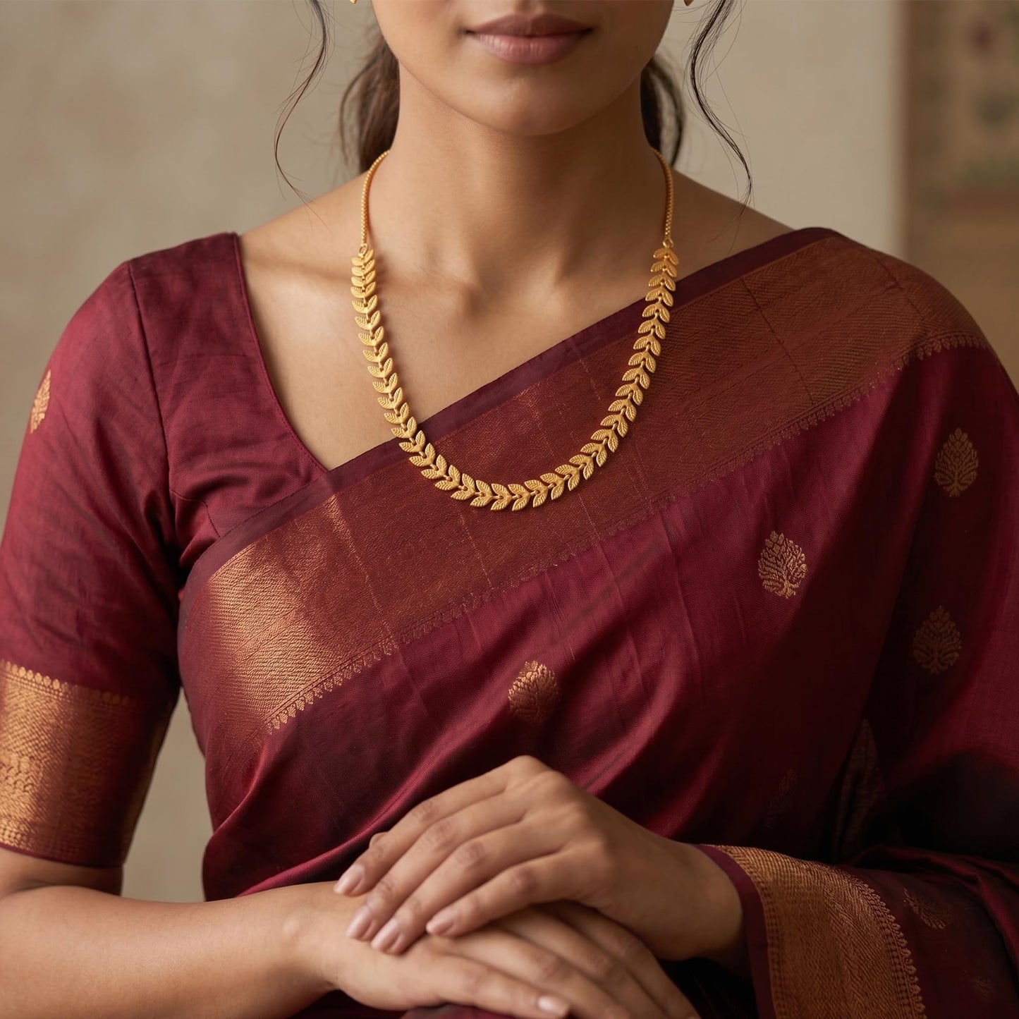 Premium Gold-Plated Leaf Motif Chain – Everyday Elegant Jewelry