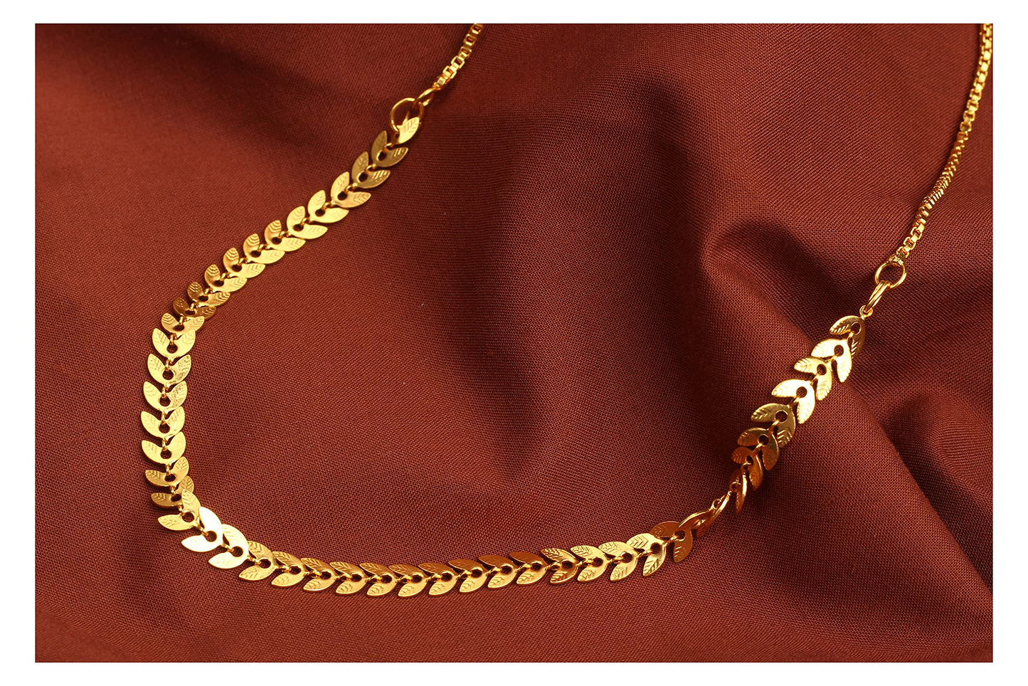 Premium Gold-Plated Leaf Motif Chain – Everyday Elegant Jewelry
