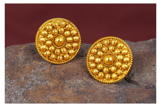 Elegant Gold-Plated Stud Earrings – Minimalist Jewelry for Daily Wear