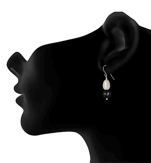 German Silver Plated Design Imitation Pearl Reiki Gemstone Onyx Bead Dangler Earring (Black)