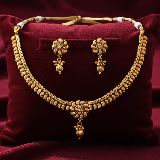 And 1 G Golden Gold Plated Kaerie Necklace Set With Earring