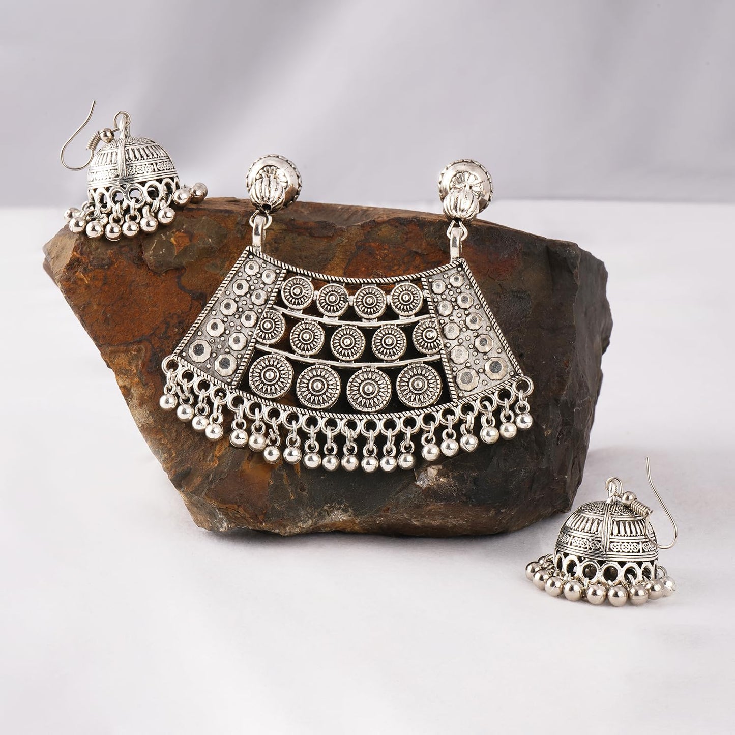 Able Silver Plated German Oxidized Pendant With Long Chain Necklace Set