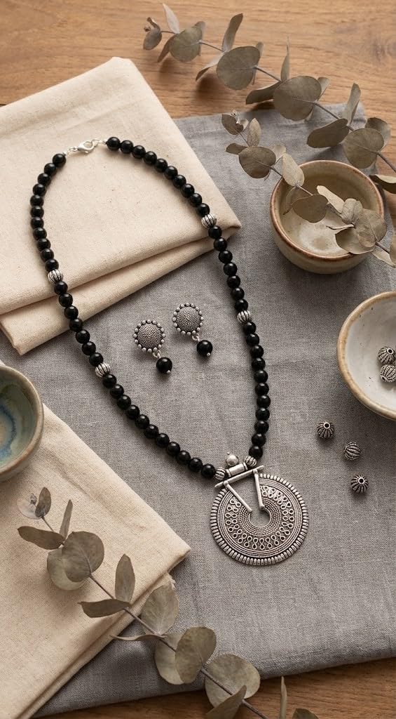 Elegant Black Beaded Necklace Set – Minimalist Ethnic Jewelry with Earrings