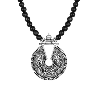 Elegant Black Beaded Necklace Set – Minimalist Ethnic Jewelry with Earrings