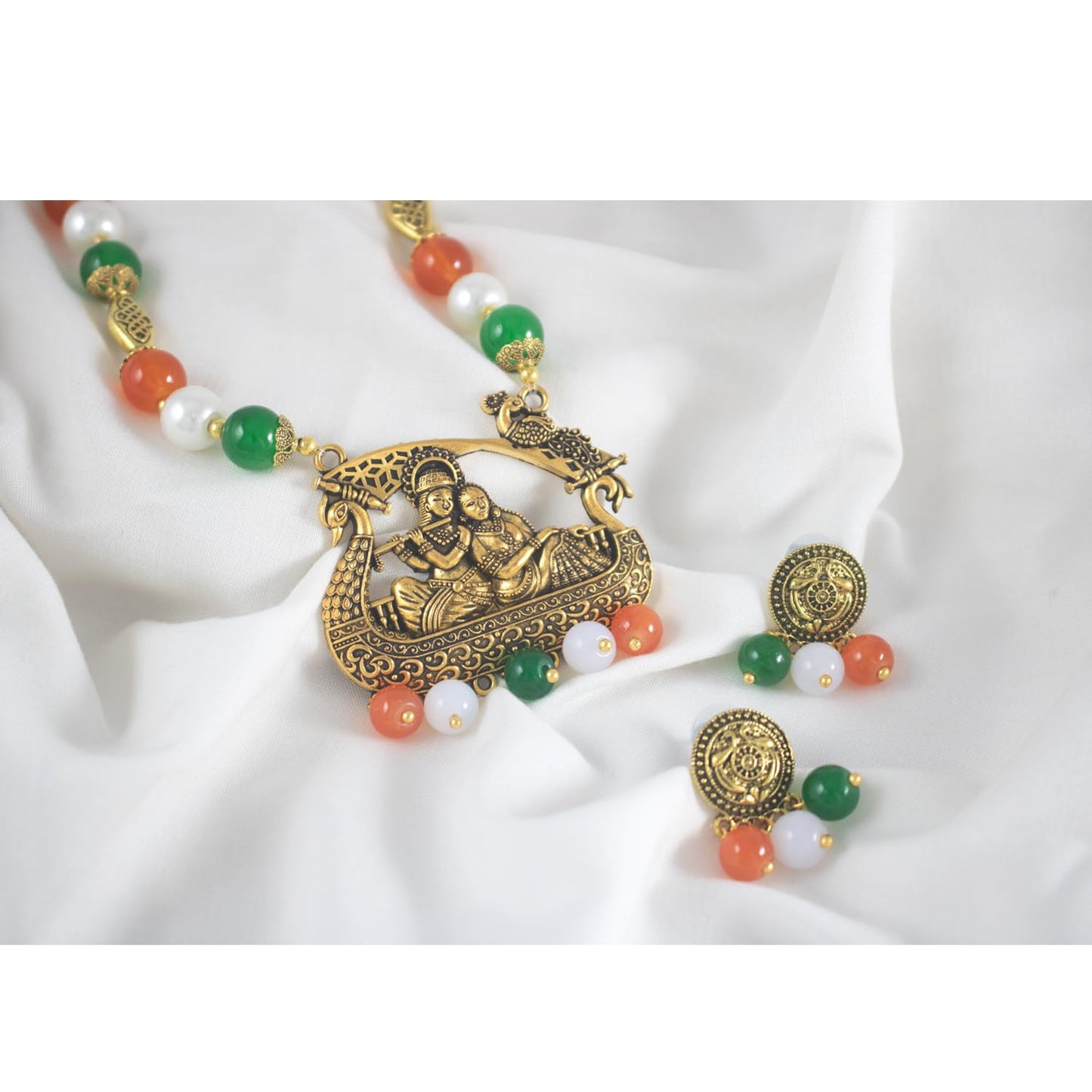 Antique Radha Krishna Pendant Necklace – Tricolour Beaded Jewelry for Independence Day
