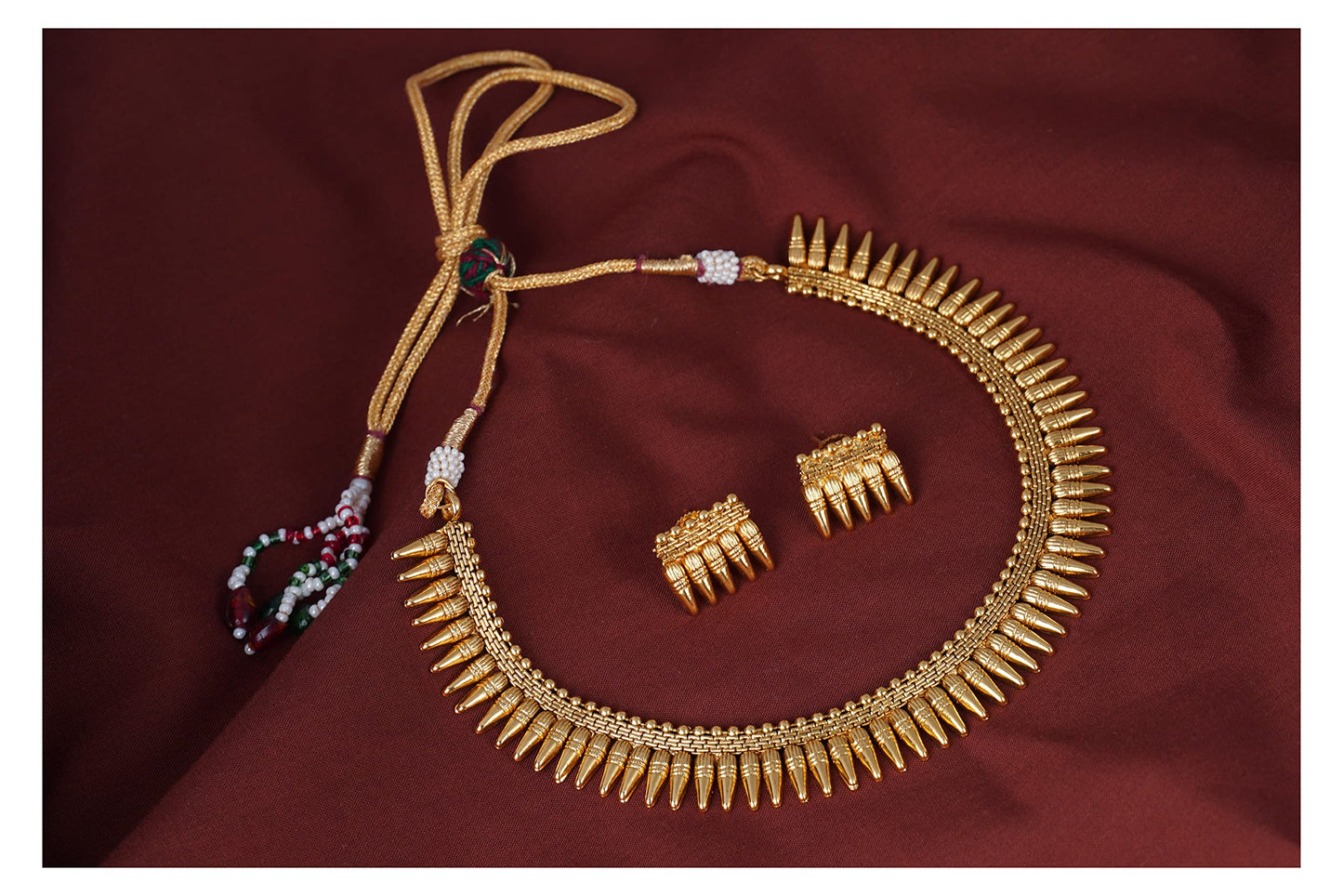 Copper Gold Plated Necklace Set With Adjustable Thread .
