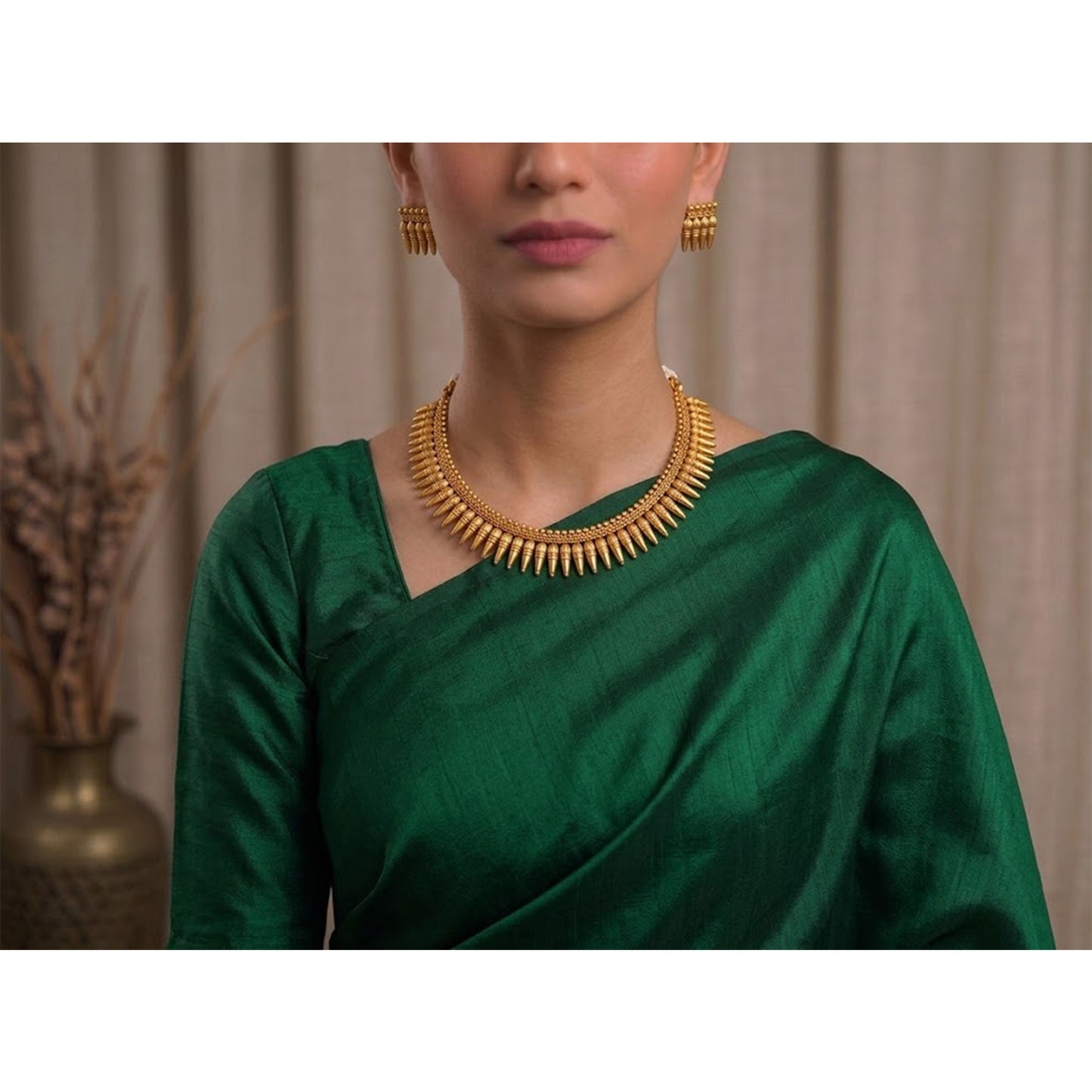 Copper Gold Plated Necklace Set With Adjustable Thread .