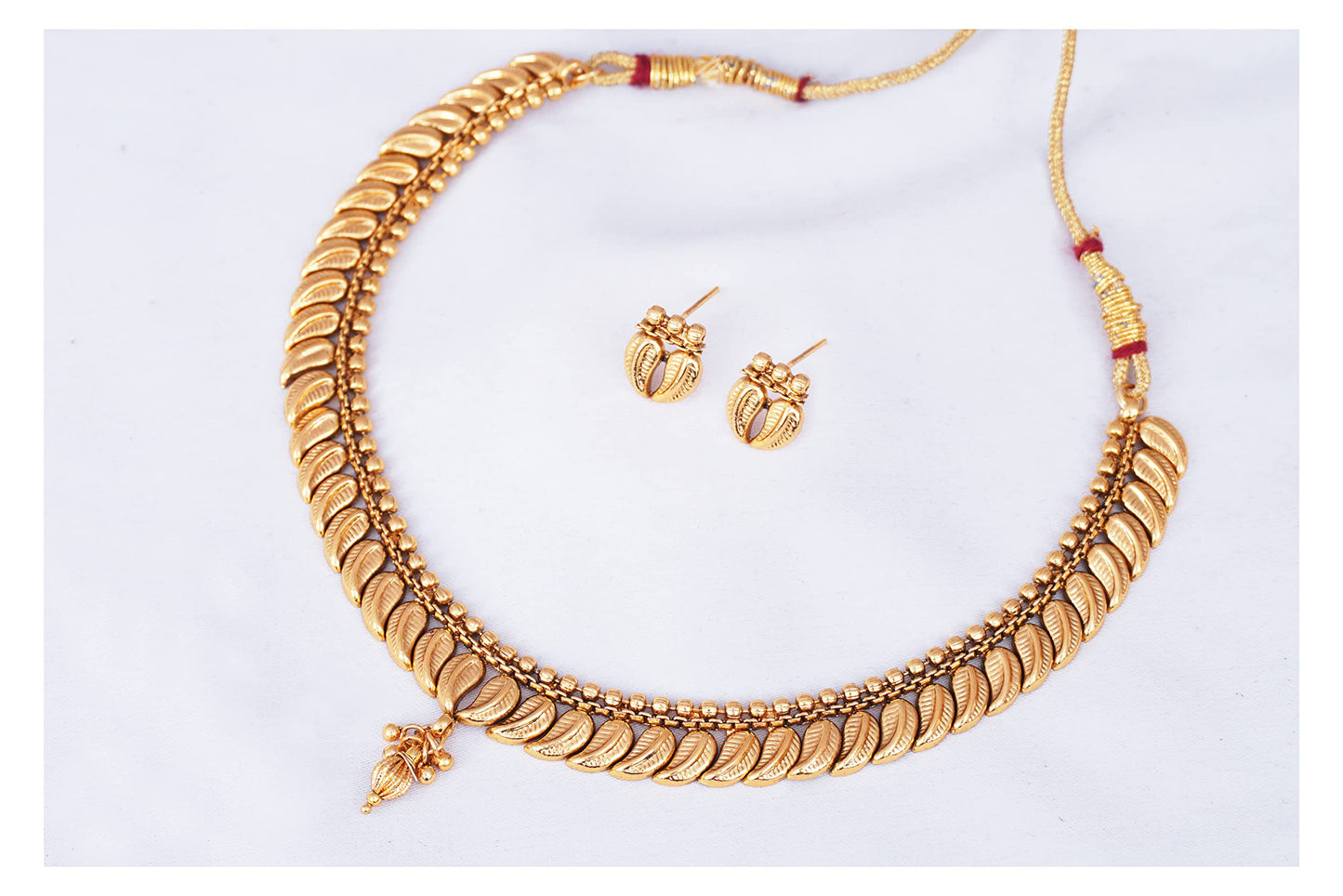 One Gram Gold Plated Leaf Design Necklace Set With Earrings & Adjustable Thread