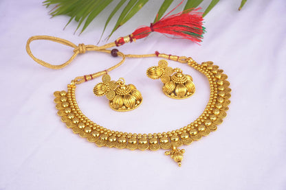 One Gram Gold Plated Short Choker Necklace Set With Jhumki Earrings & Adjustable Thread