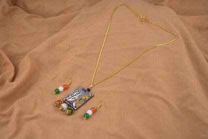 Handmade Tricolour Peacock Pendant Set – Patriotic Jewelry for Independence Day