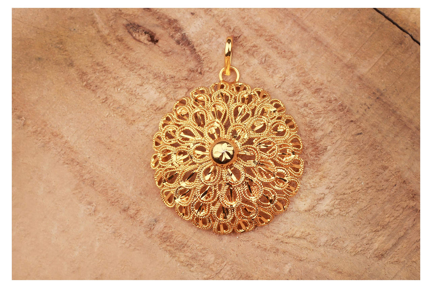 Gold-Plated Floral Pendant – Heartfelt Romantic Gift for Her