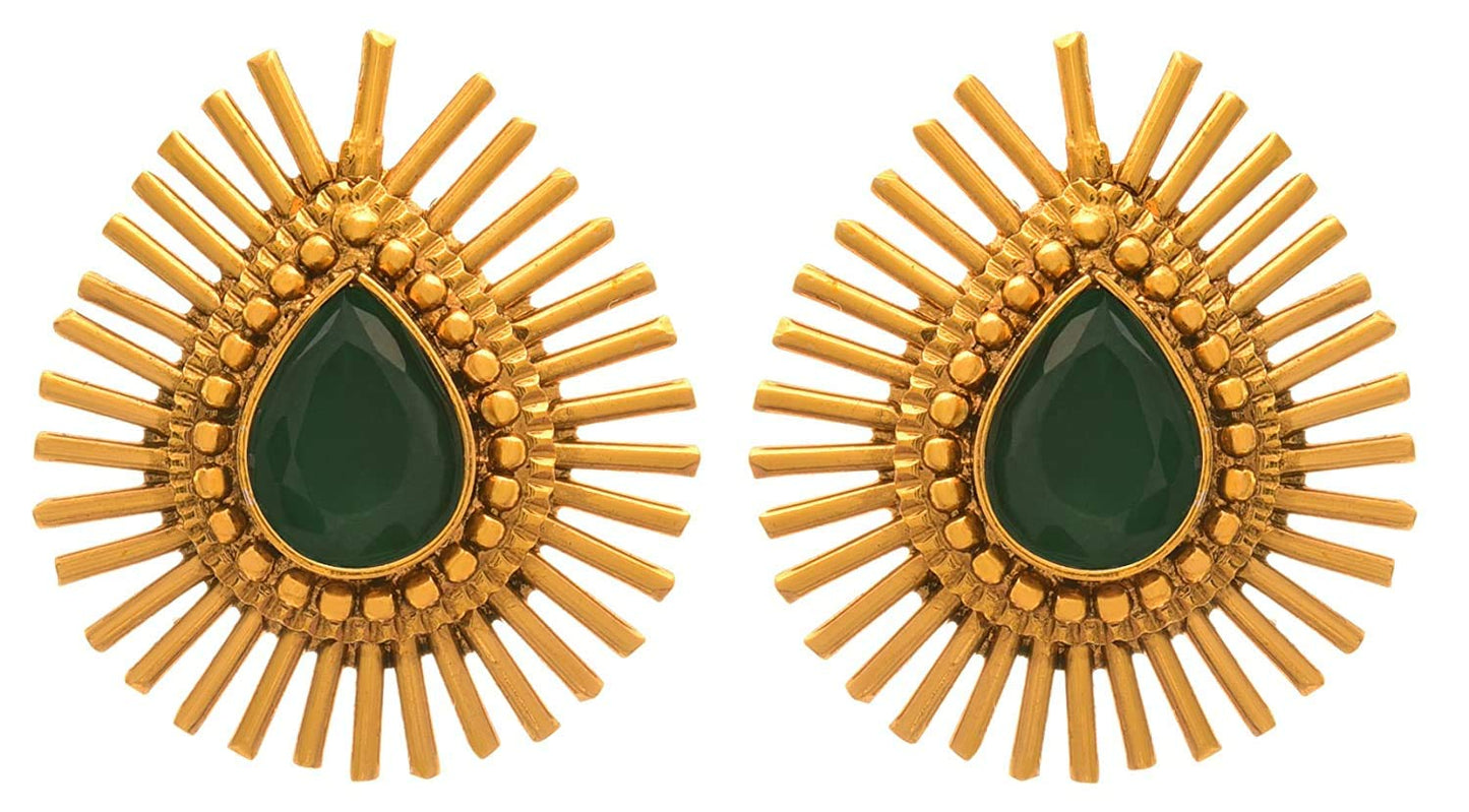 & Fancy Glossy Stone Drop Shaped Spiked Pendant Set For All Occasion (Green)